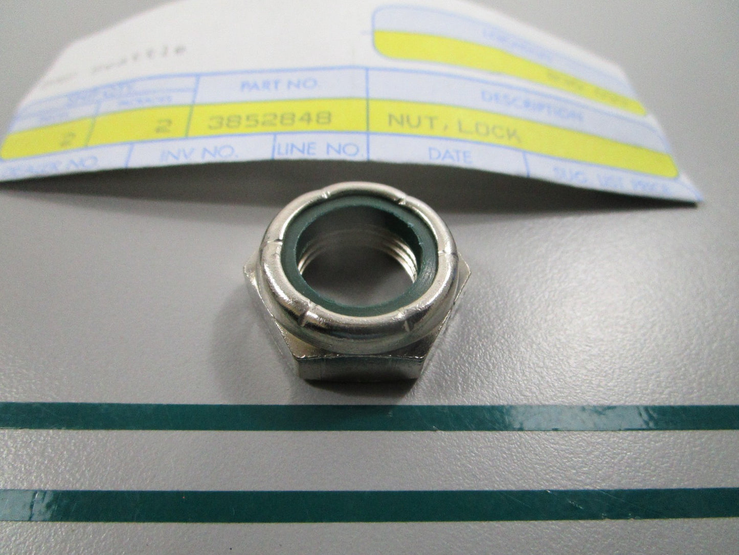 NEW OEM 3852848 OMC Johnson Evinrude Locknut 0810