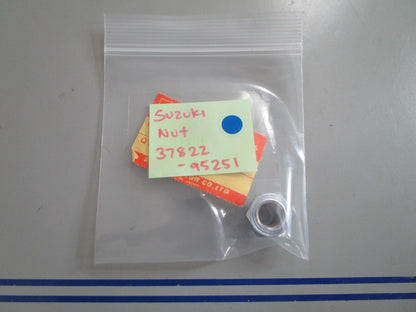 *NEW OEM* 0810 Suzuki Nut 37822-95251