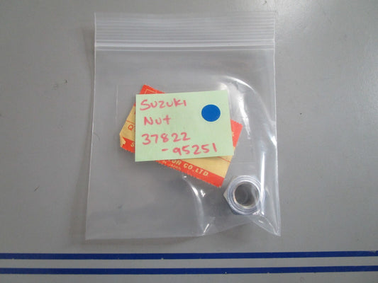 *NEW OEM* 0810 Suzuki Nut 37822-95251