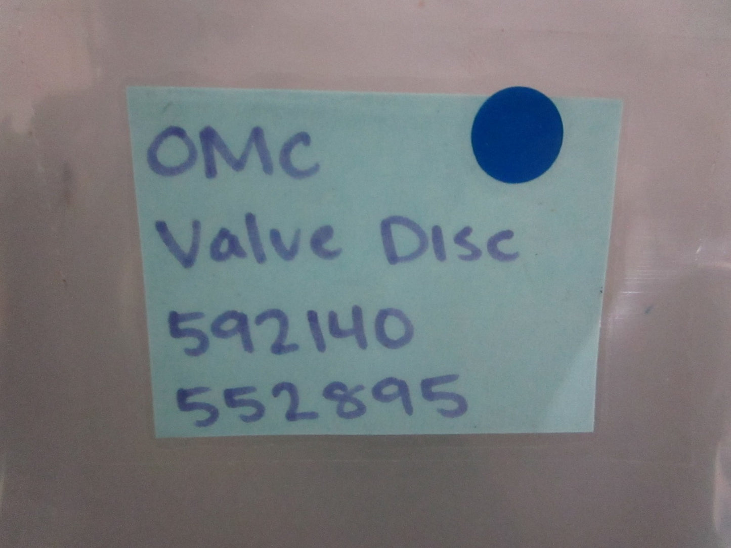 NEW OEM 592140 0592140 552895 OMC Johnson Evinrude Valve Disc 0820
