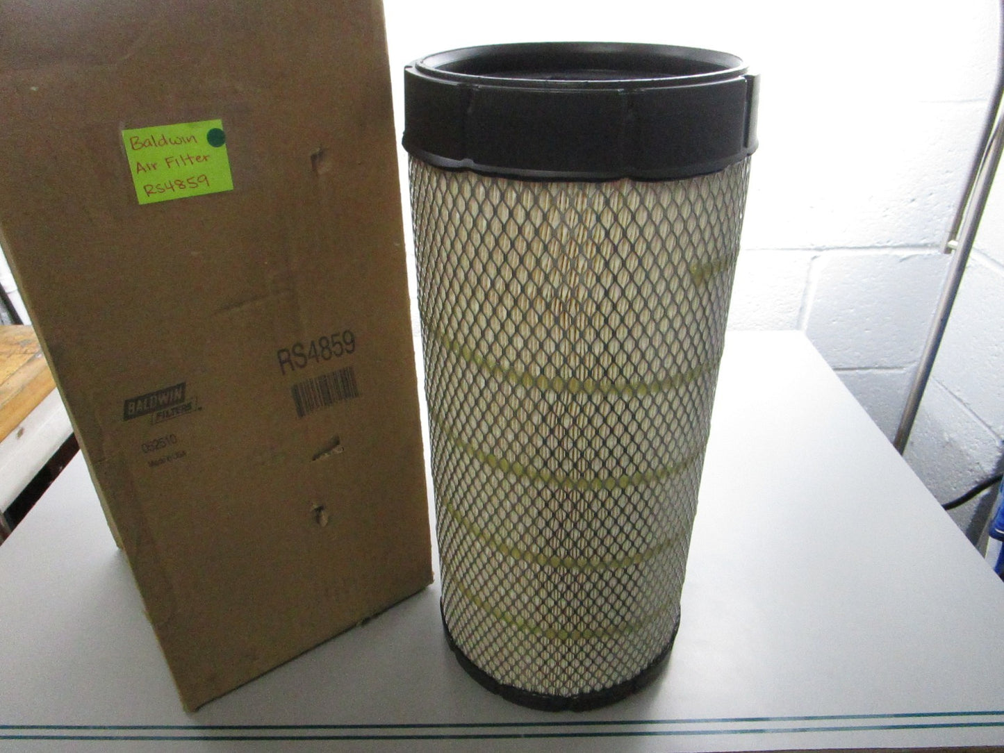 NEW RS4859 Baldwin Air Filter 0820