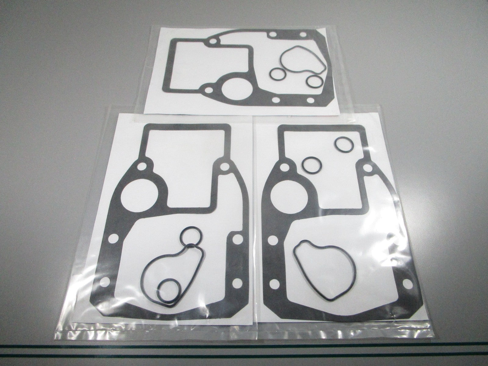 NEW OEM (LOT OF 3) 508105 0508105 OMC Cobra Outdrive Mounting Kit 0810