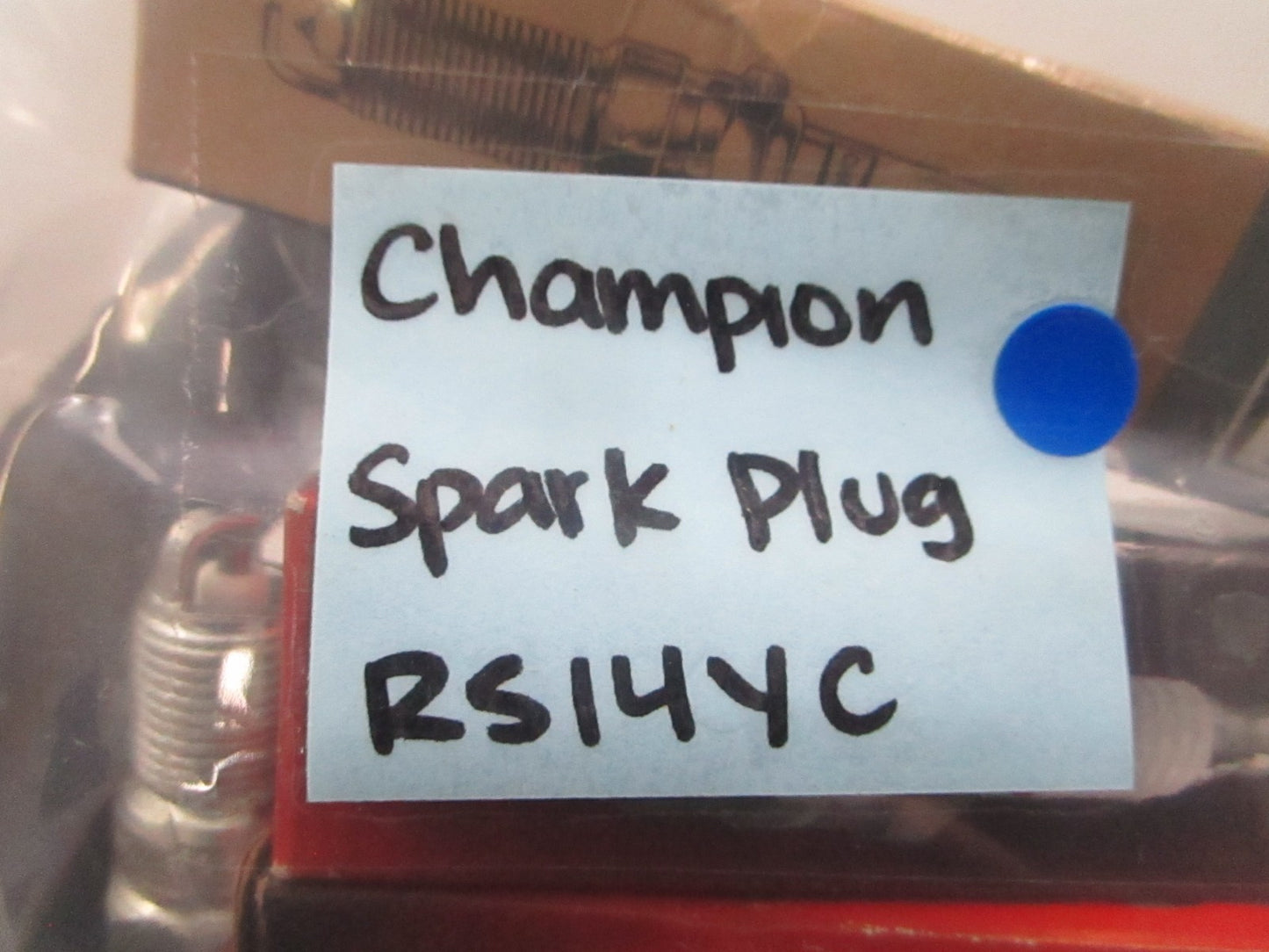 *NEW* (LOT OF 10) 0810 Champion Spark Plug RS14YC