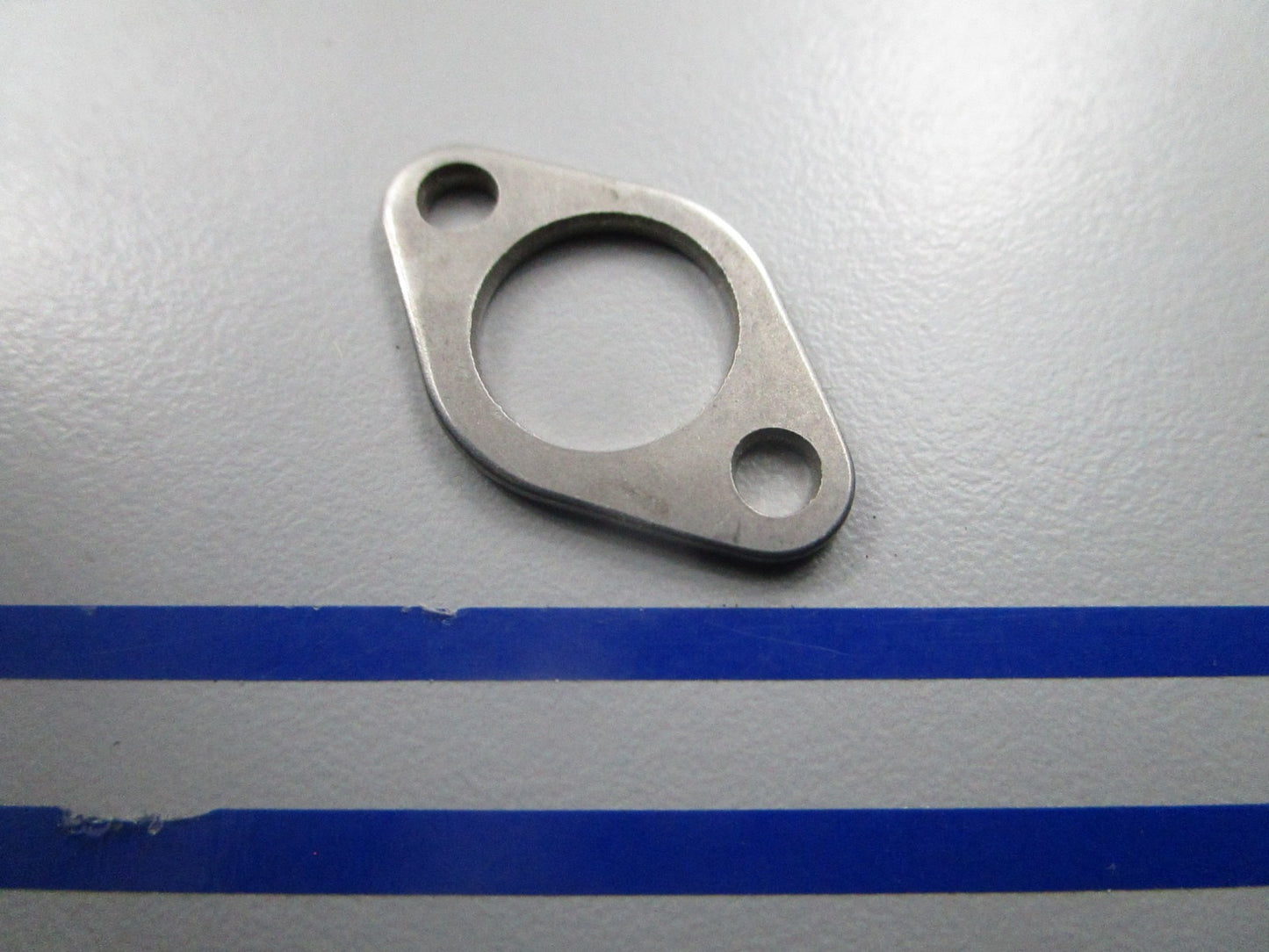 *NEW OEM* 0810 OMC Johnson Evinrude Retainer 340201 0340201