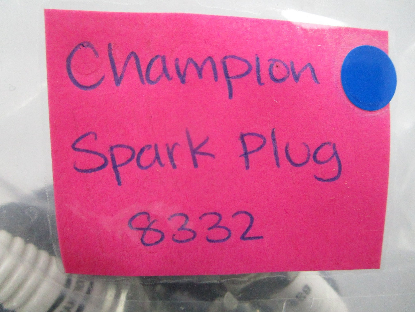 *NEW* (LOT OF 8) 0810 NGK Spark Plug 8332