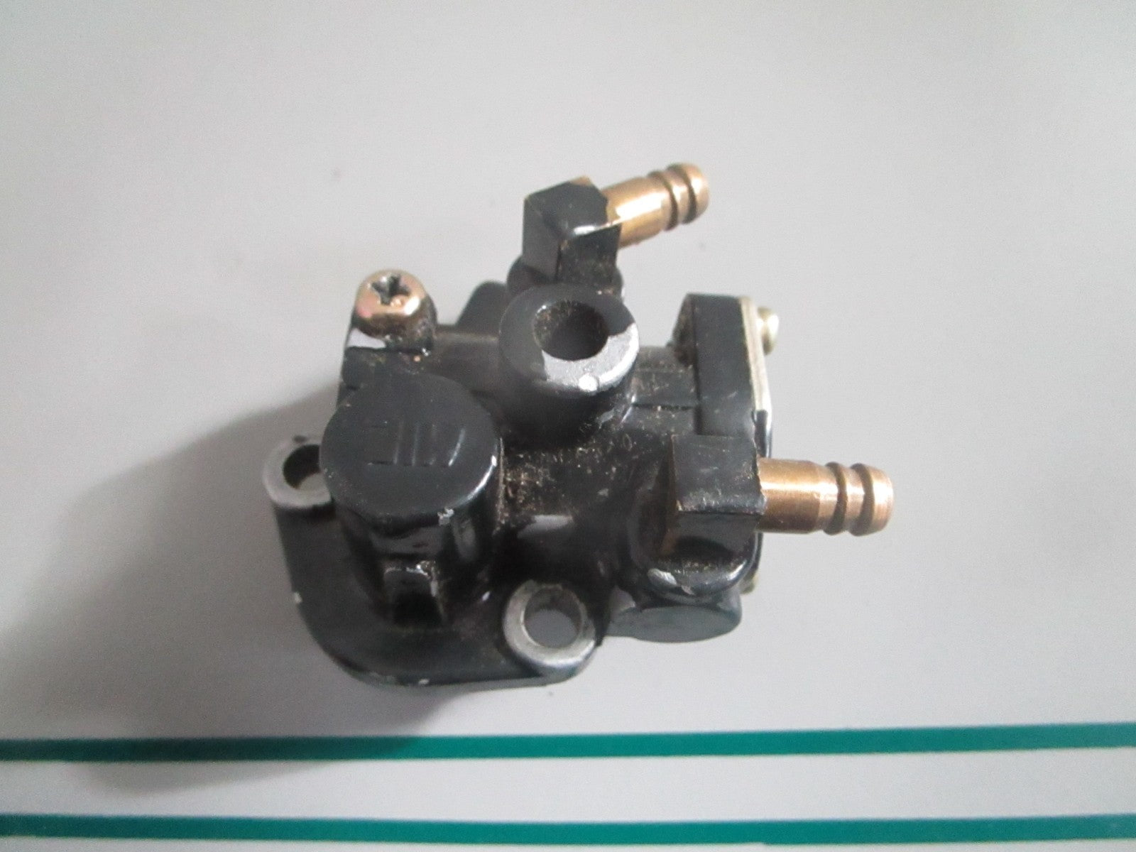 NEW OEM 812690T1 Mercury Quicksilver Oil Injection Pump 0820