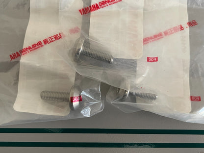 NEW OEM (LOT OF 3) 90111-06801-00 Yamaha Bolt 0810