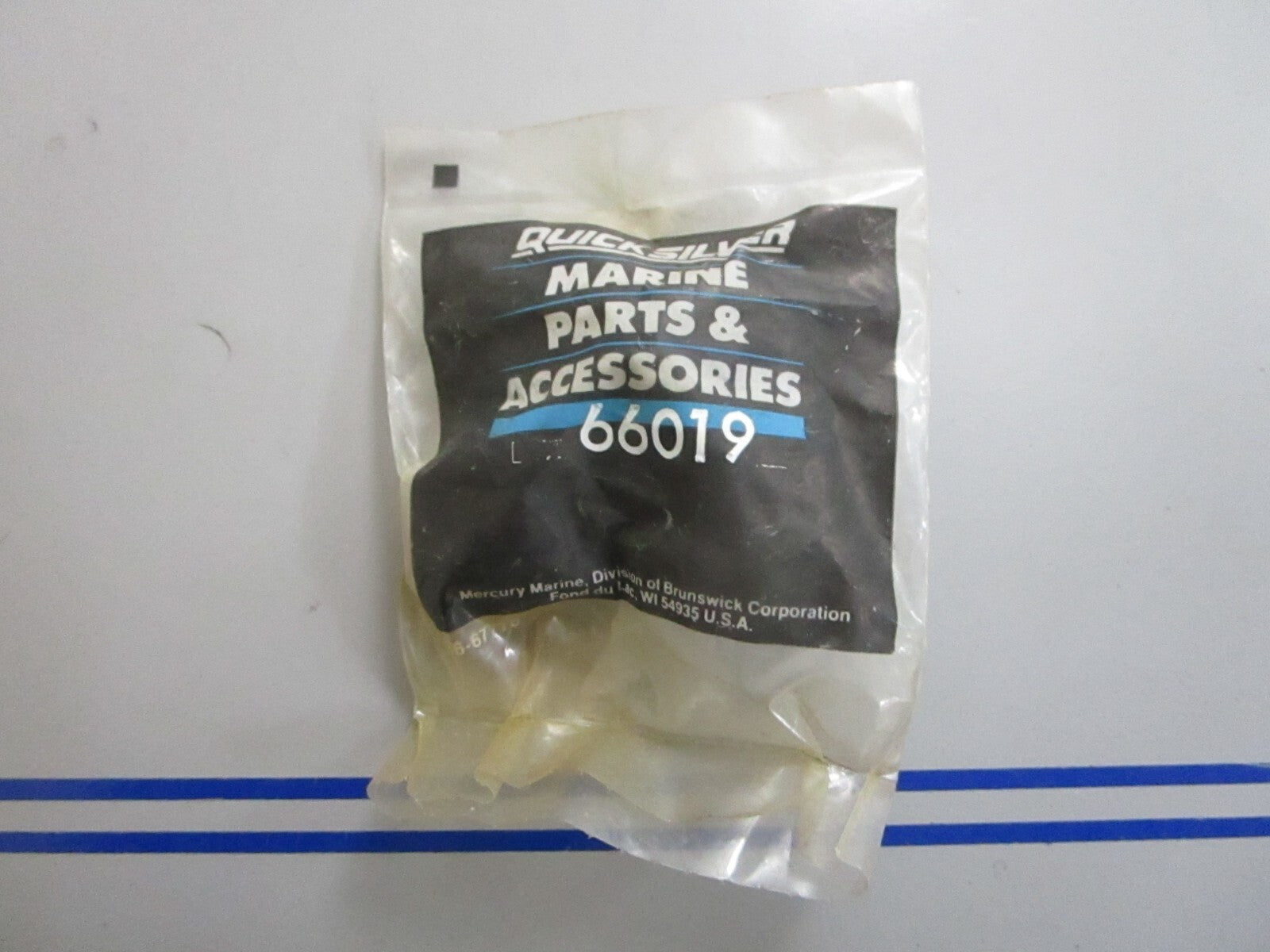 *NEW OEM* 0810 Mercury Quicksilver Rubber Mount 66019