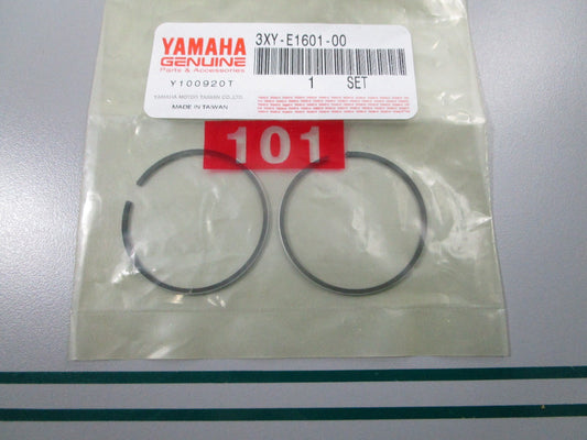 NEW OEM 3XY-E1601-00-00 Yamaha 2 Piston Ring Set 0810