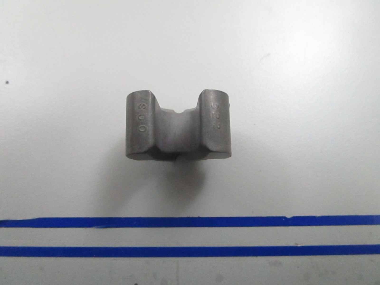 *NEW OEM* 0810 OMC Johnson Evinrude Shift Cradle 322900 0322900