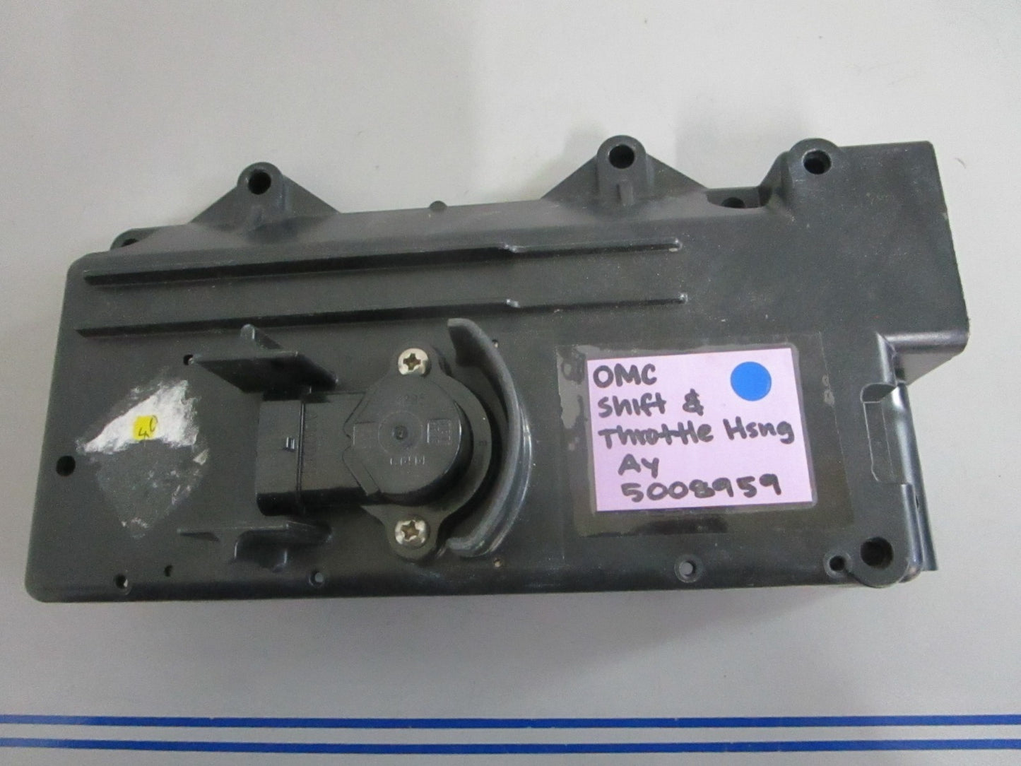 NEW OEM 5008959 OMC Johnson Evinrude Shift & Throttle Housing Assy 0820