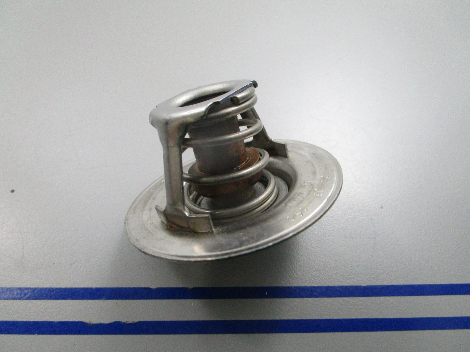 NEW OEM Mercury Quicksilver 807252T1 Thermostat 0810