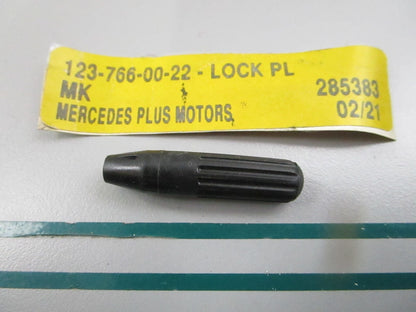 NEW OEM 1237660022 Mercedes-Benz Door Lock Knob 0810