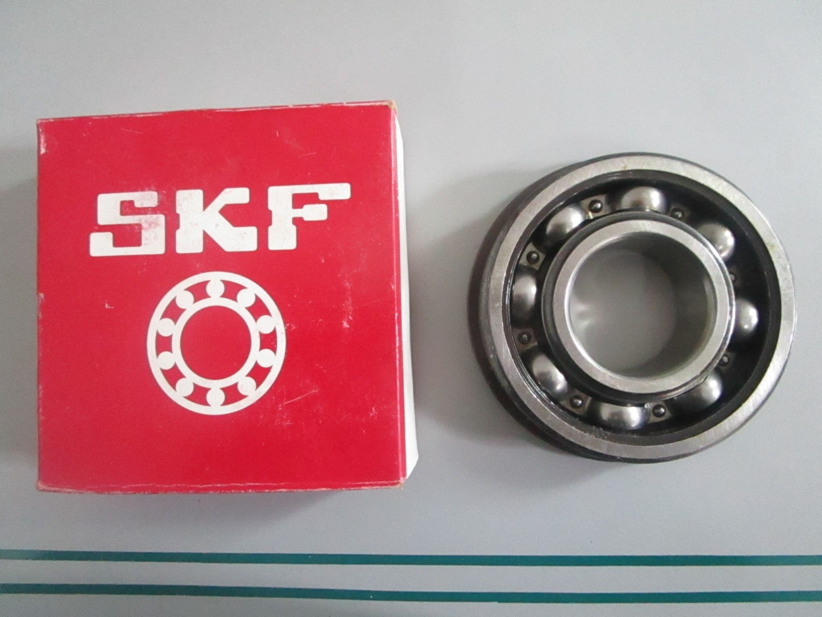 NEW OEM 6307 NRJ/EM SKF Ball Bearing 0820