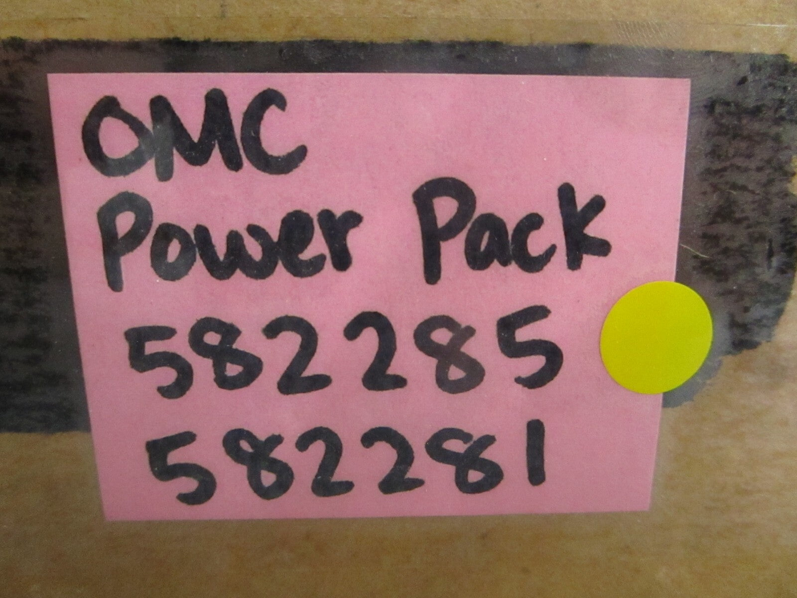 *NEW OEM* 0820 OMC Johnson Evinrude Power Pack 582285 0582285 582281 0582281