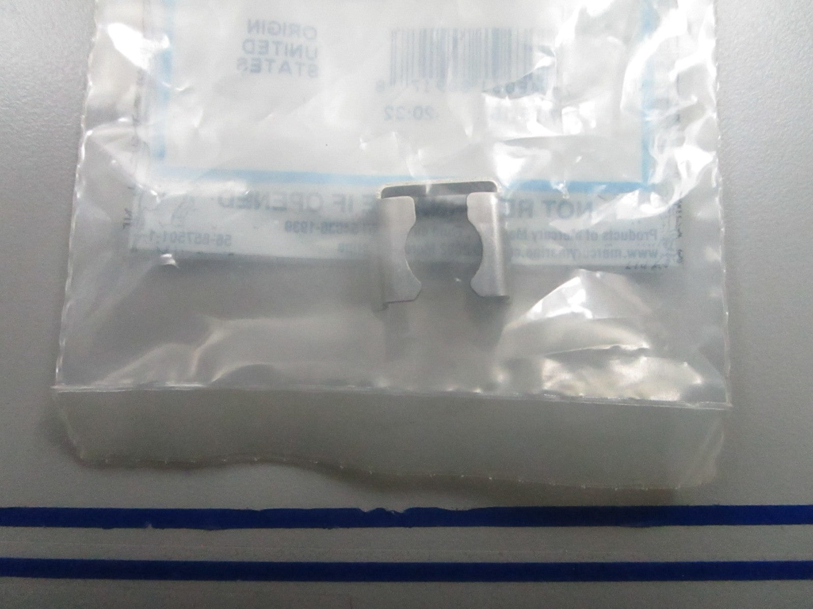 *NEW OEM* 0810 Mercury Quicksilver Injector Clip Kit 8M2001570