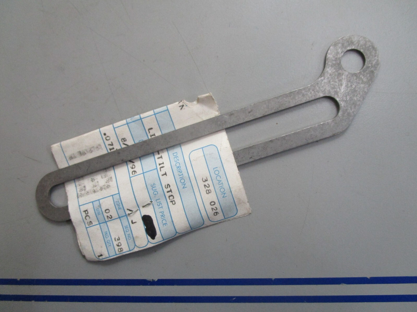 *NEW OEM* 0820 OMC Johnson Evinrude Tilt Stop Link 329177 0329177