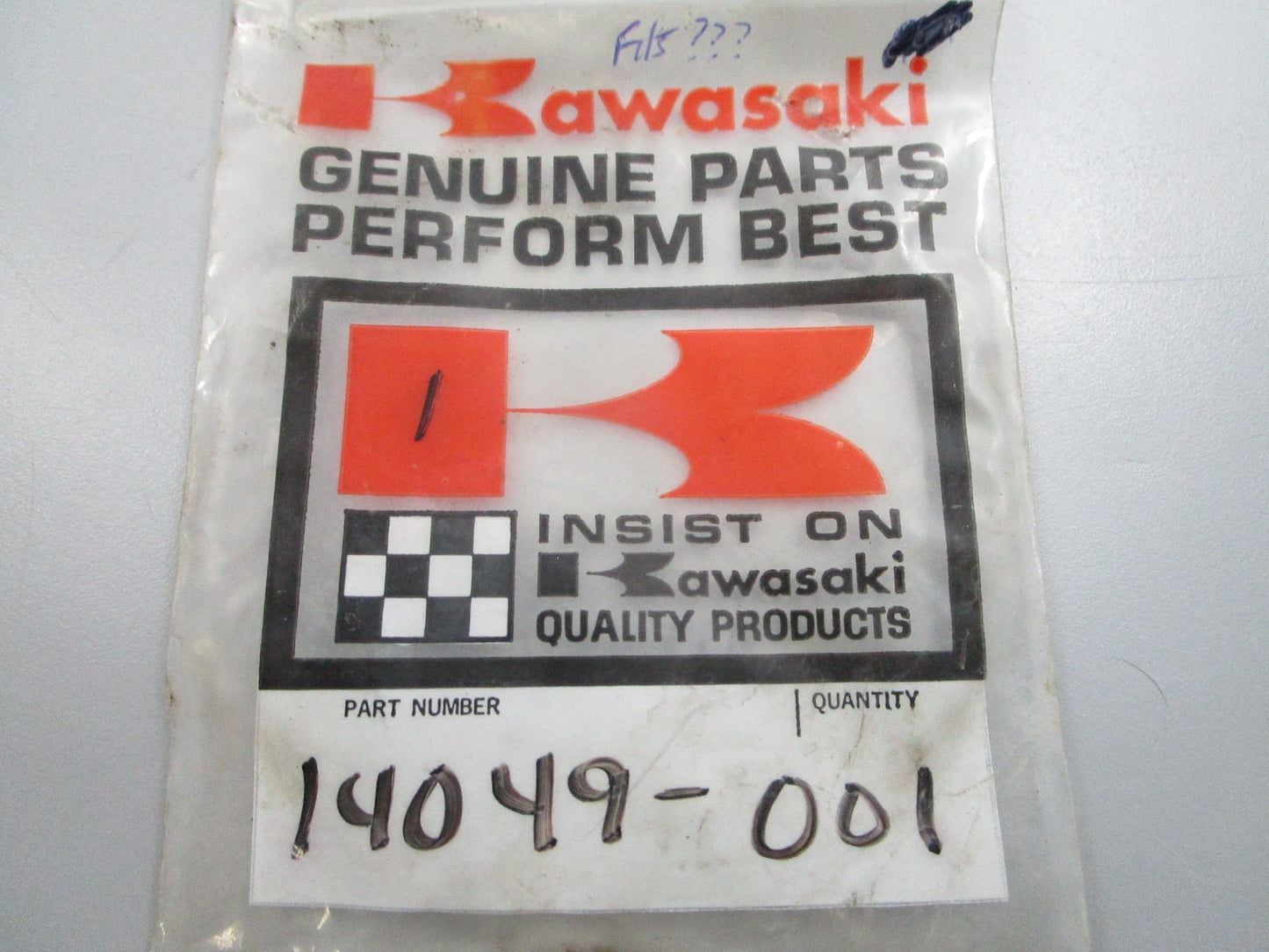 NEW OEM Kawasaki 14049-001 Clutch Cap Gasket 0810