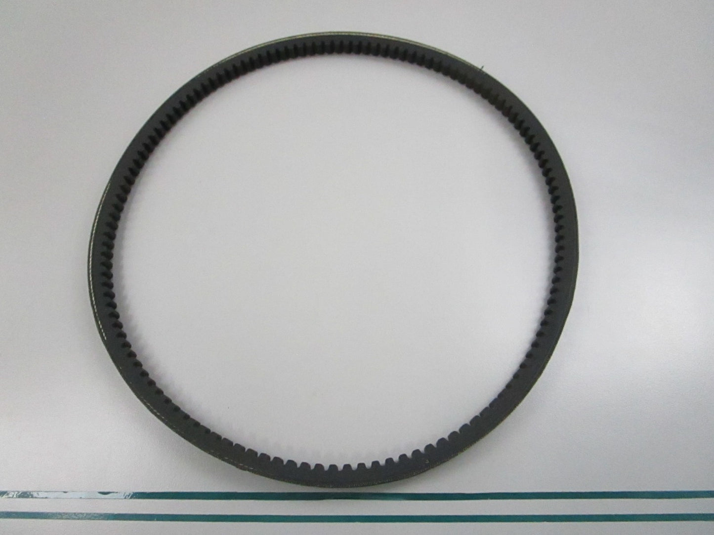 Volvo Penta NEW OEM Drive Belt V-Belt 966856 Marine Engine NOS Part 0810