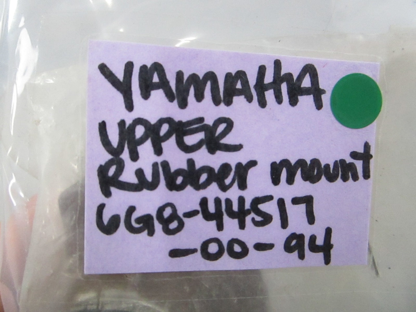 NEW OEM 6G8-44517-00-94 Yamaha Upper Rubber Mount 0810