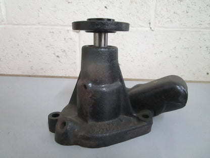 *NEW OEM* 0820 Volvo Penta Circulation Pump 831742