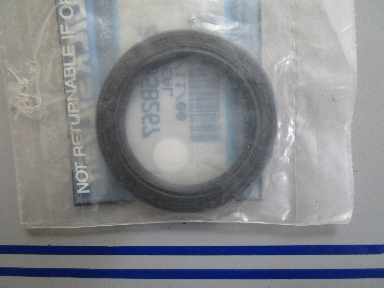 *NEW OEM* 0820 Mercury Quicksilver Seal 26-858267