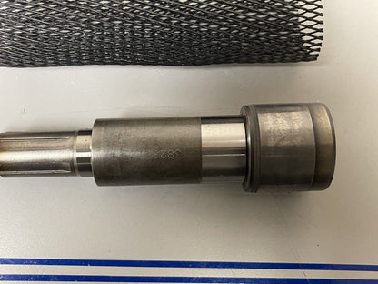 *NEW OEM* 0670 OMC Johnson Evinrude Shaft & Sleeve 0382883 382883