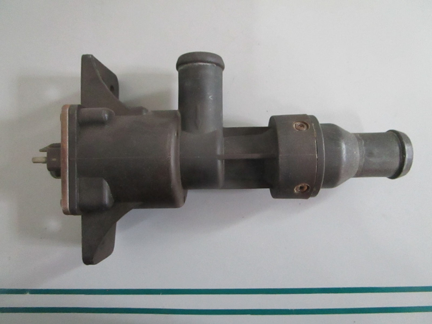 NEW OEM 0008302984 Mercedes-Benz Bosch Heater Control Valve 0820