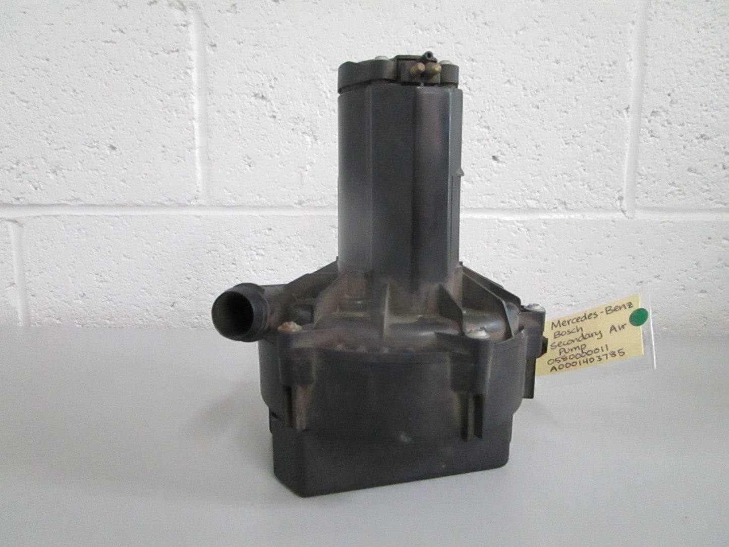 NEW OEM A0001403785 0580000011 Mercedes-Benz Bosch Secondary Air Pump 0820