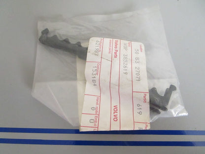 *NEW OEM* 0720 Volvo Penta Retainer 3852619