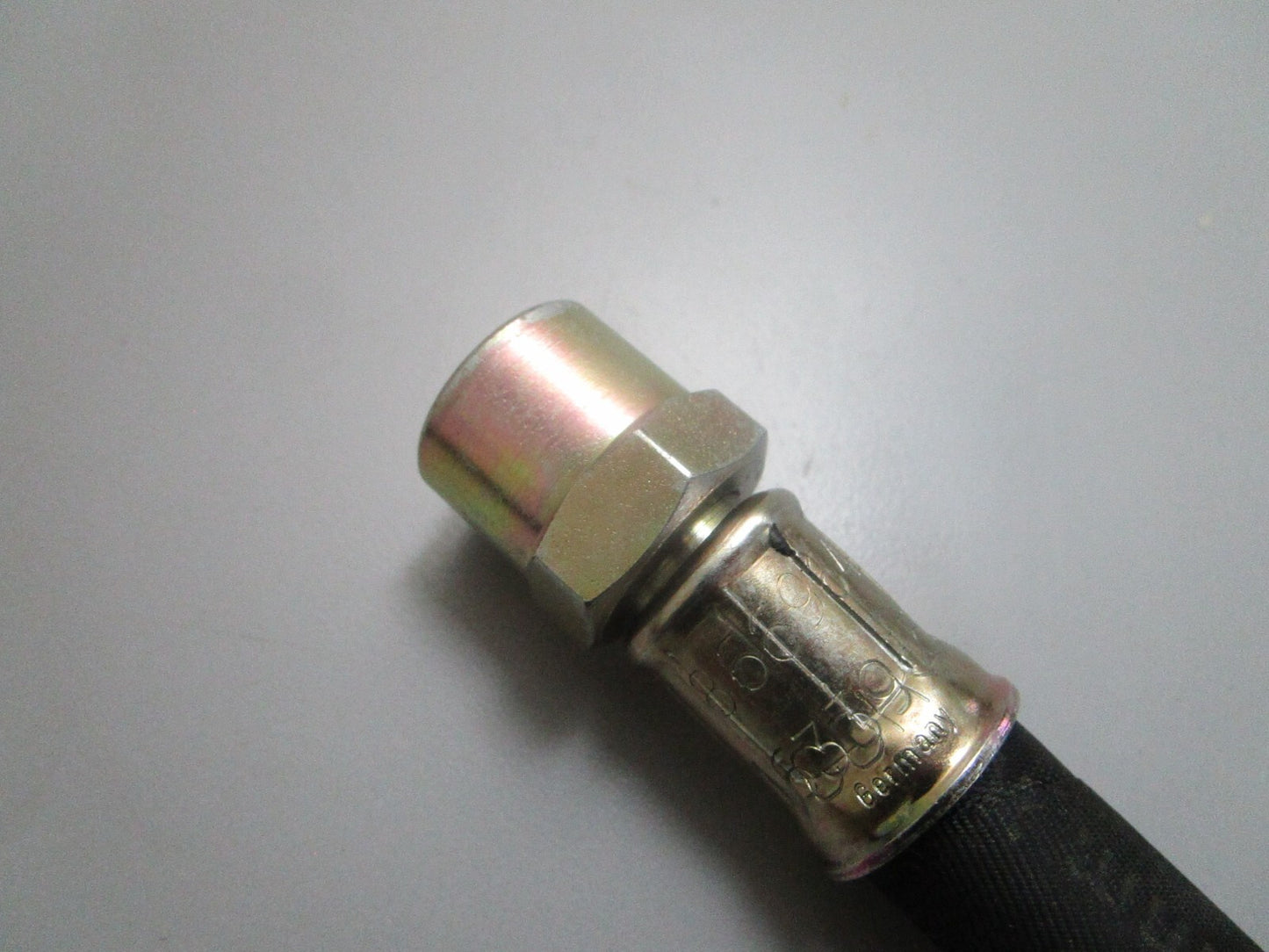 *NEW OEM* 0820 Volvo Penta Hose 866964