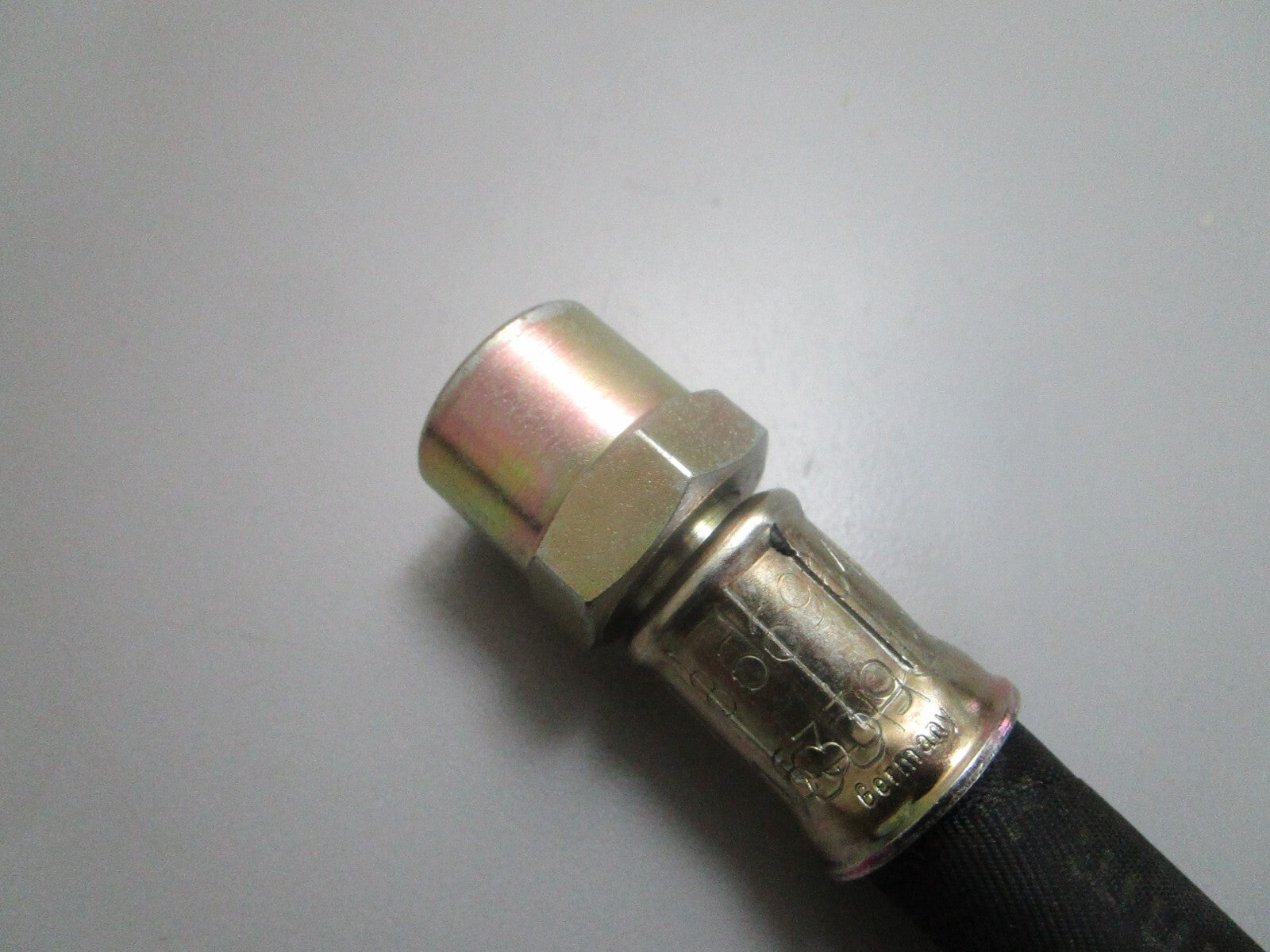 *NEW OEM* 0820 Volvo Penta Hose 866964