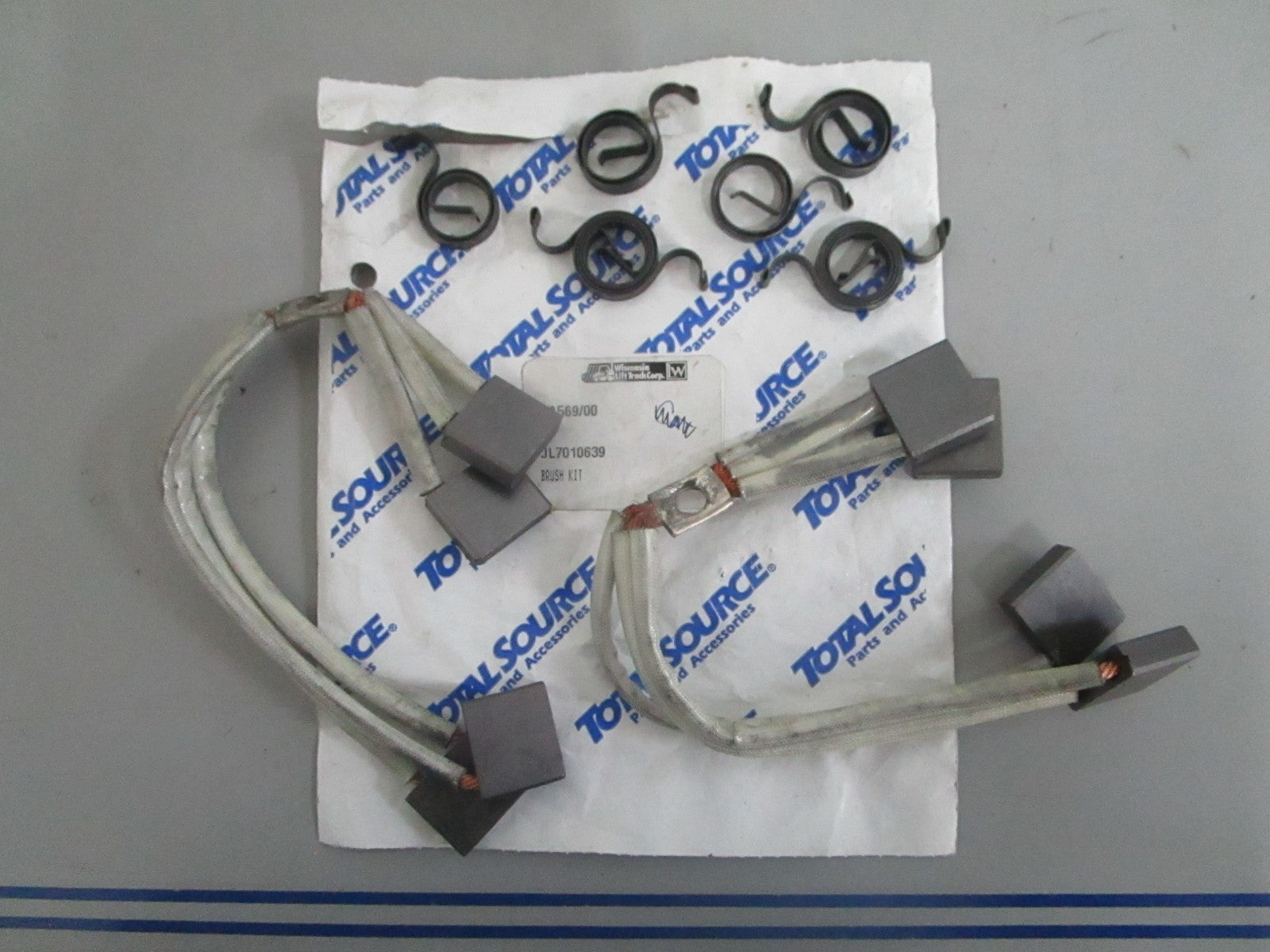 *NEW* 0820 Total Source Brush Kit JL7010639 For: JLG