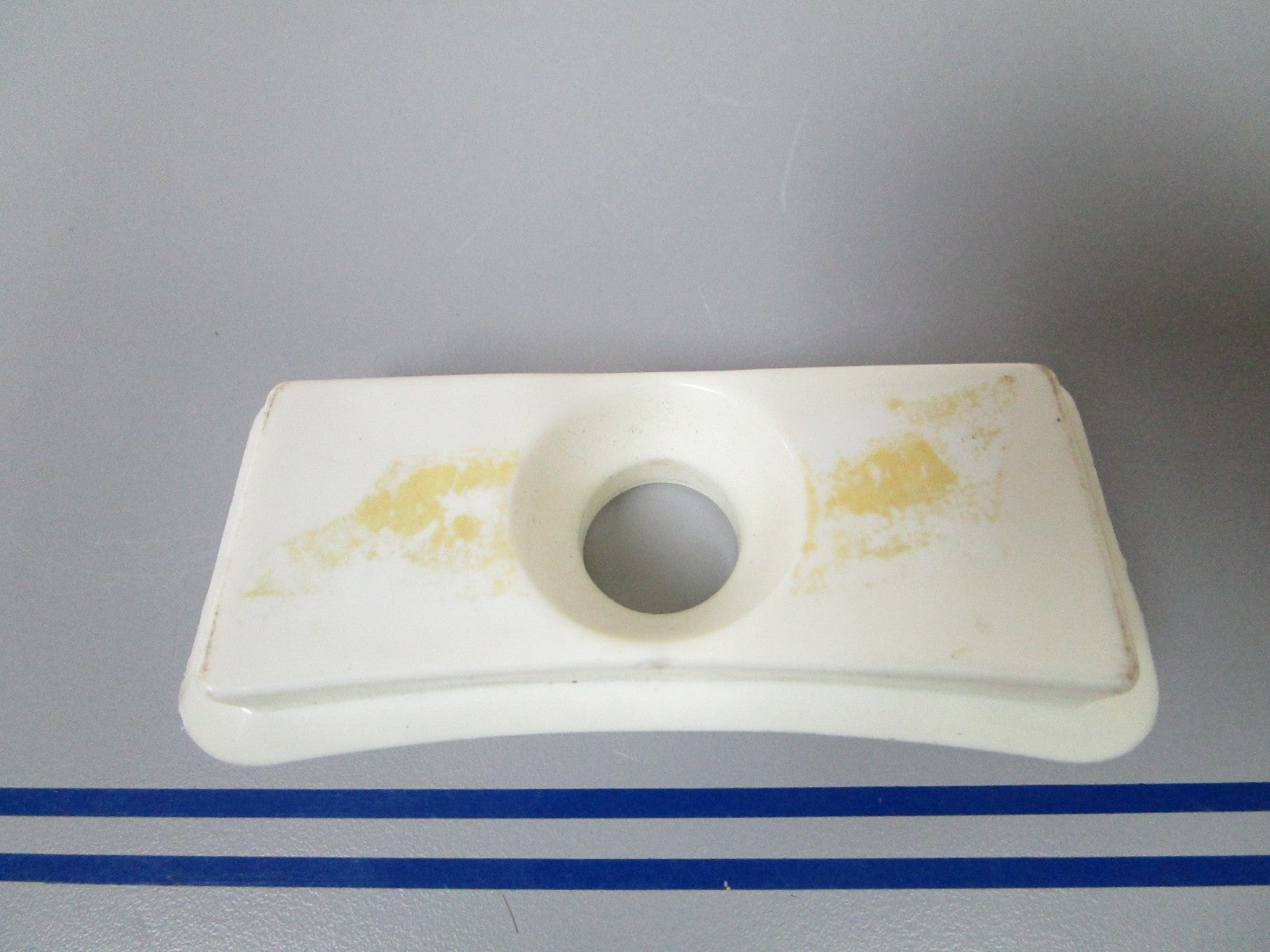 NEW OEM 319714 0319714 OMC Johnson Evinrude Support Plate 0720