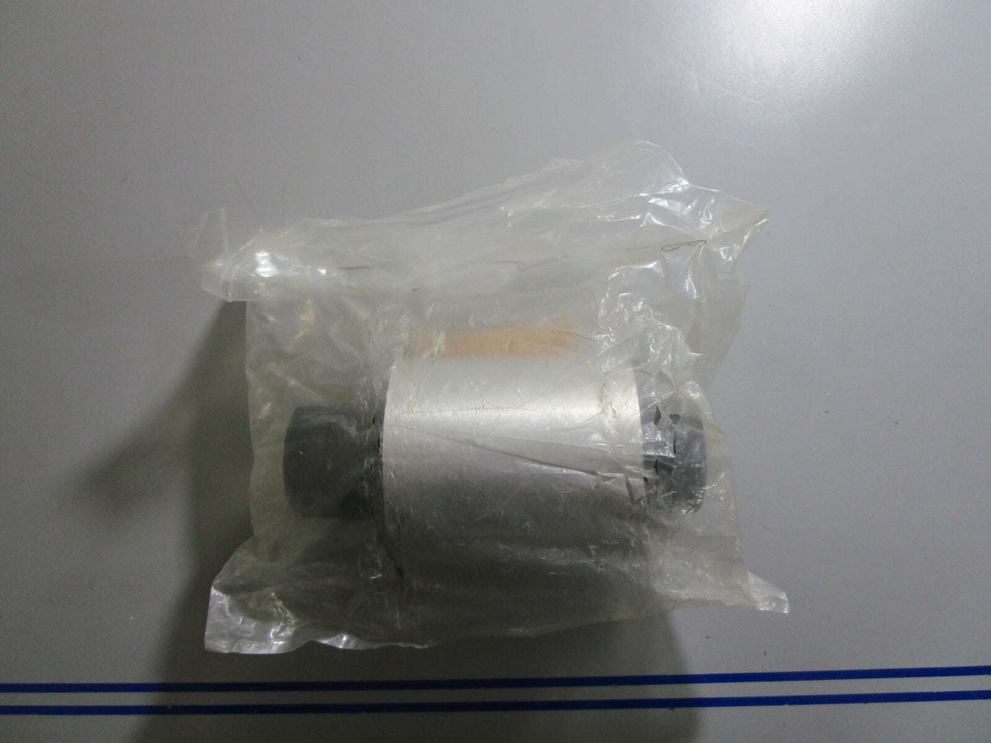 *NEW OEM* 0810 Suzuki Lower Mount 54160-87D10