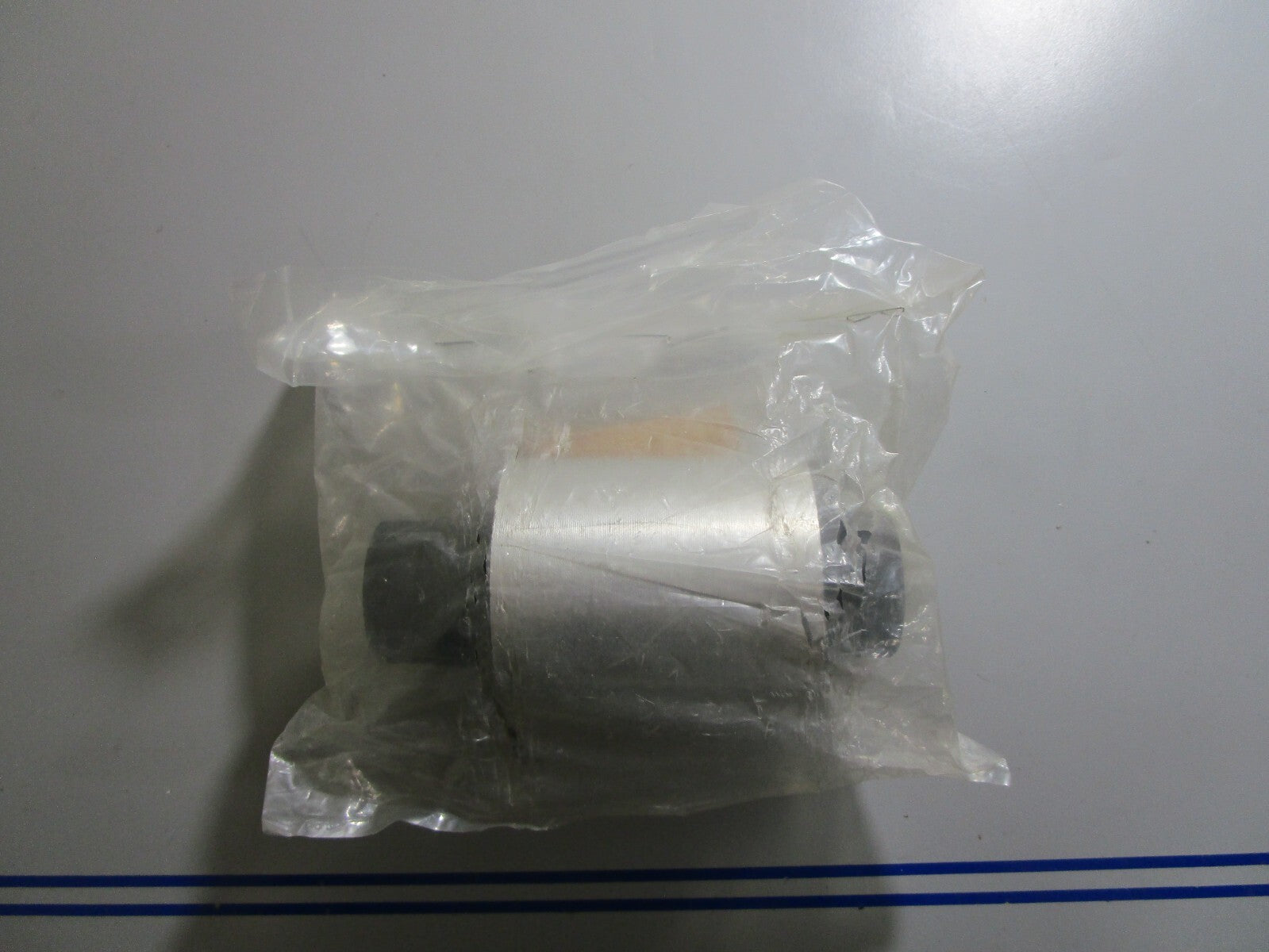 *NEW OEM* 0810 Suzuki Lower Mount 54160-87D10