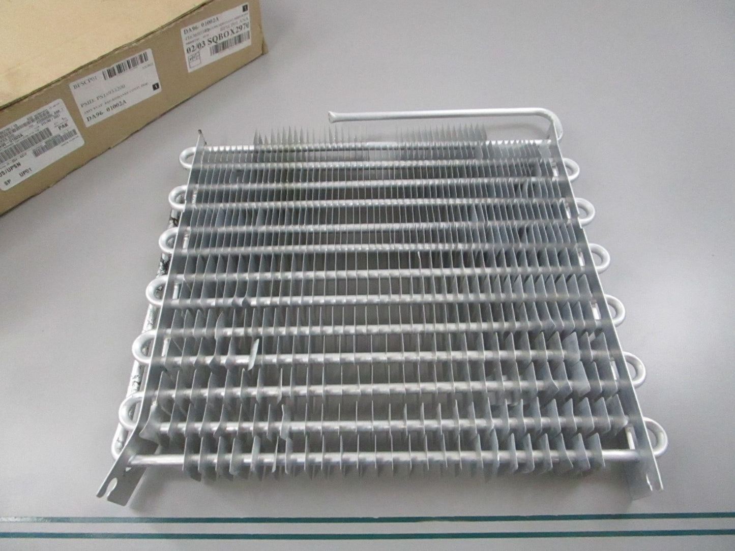 NEW OEM DA96-01002A Samsung Evaporator Assembly 0810