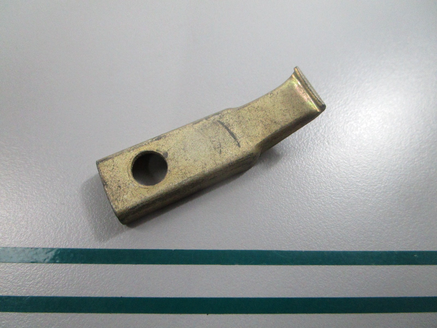 NEW OEM 203420 0203420 OMC Johnson Evinrude Latch Hook 0810