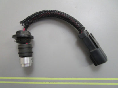 *NEW OEM* 0820 OMC Johnson Evinrude Port Temperature Sensor 586140 0586140