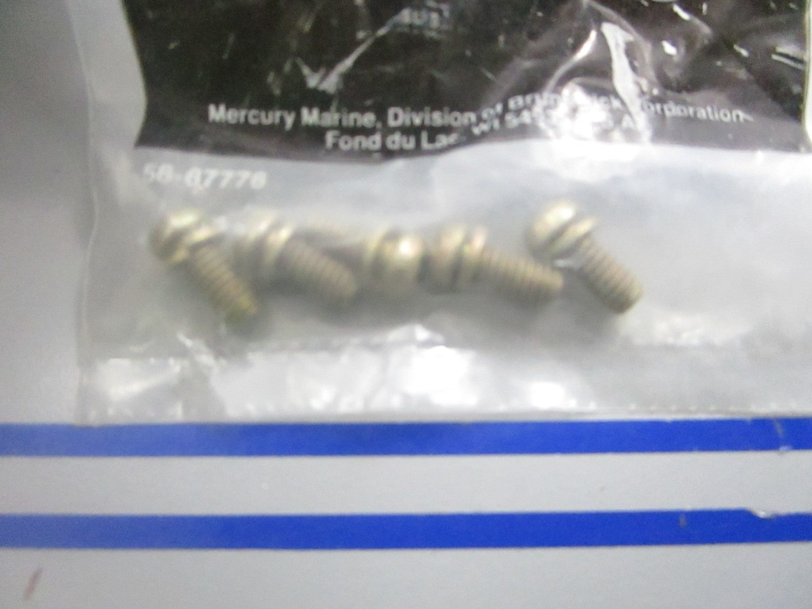 *NEW OEM* (LOT OF 5) 0810 Mercury Quicksilver Screw 10-76497
