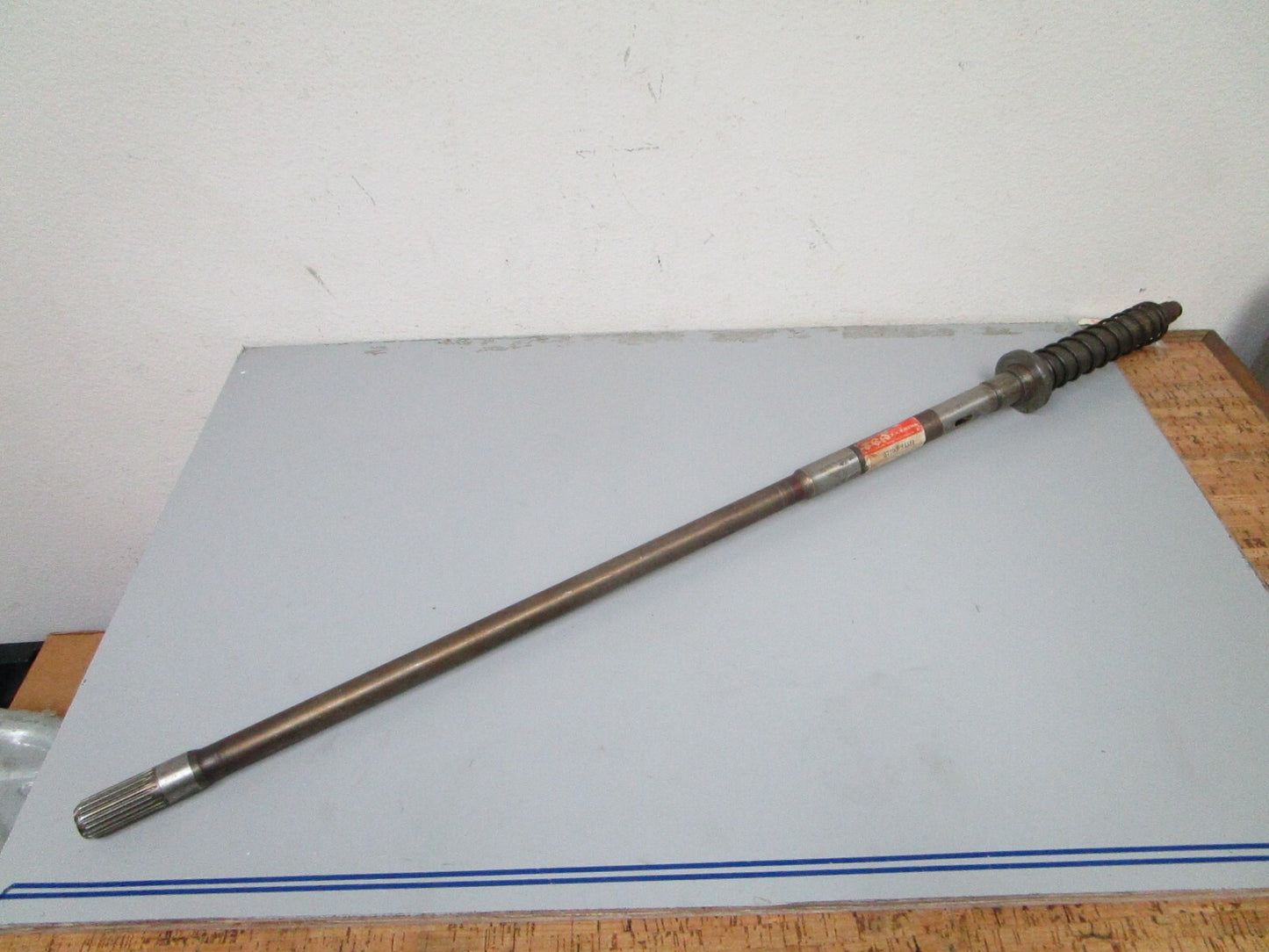 *NEW OEM* 0720 Suzuki 83' 84' 85' 115 hp 140 hp X Drive Shaft 57100-94511