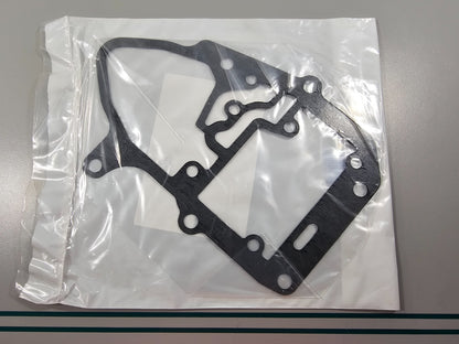 NEW OEM 330621 0330621 OMC Johnson Evinrude Gasket 0810