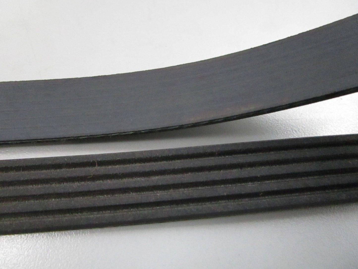 Gates NEW Micro-V Serpentine Belt K050345 5-Rib 0810