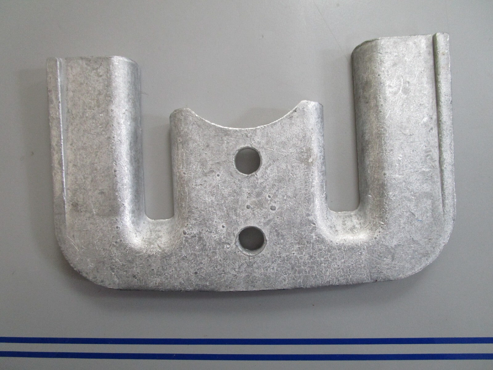 *NEW OEM* 0810 Mercury Quicksilver Anode 821630A2