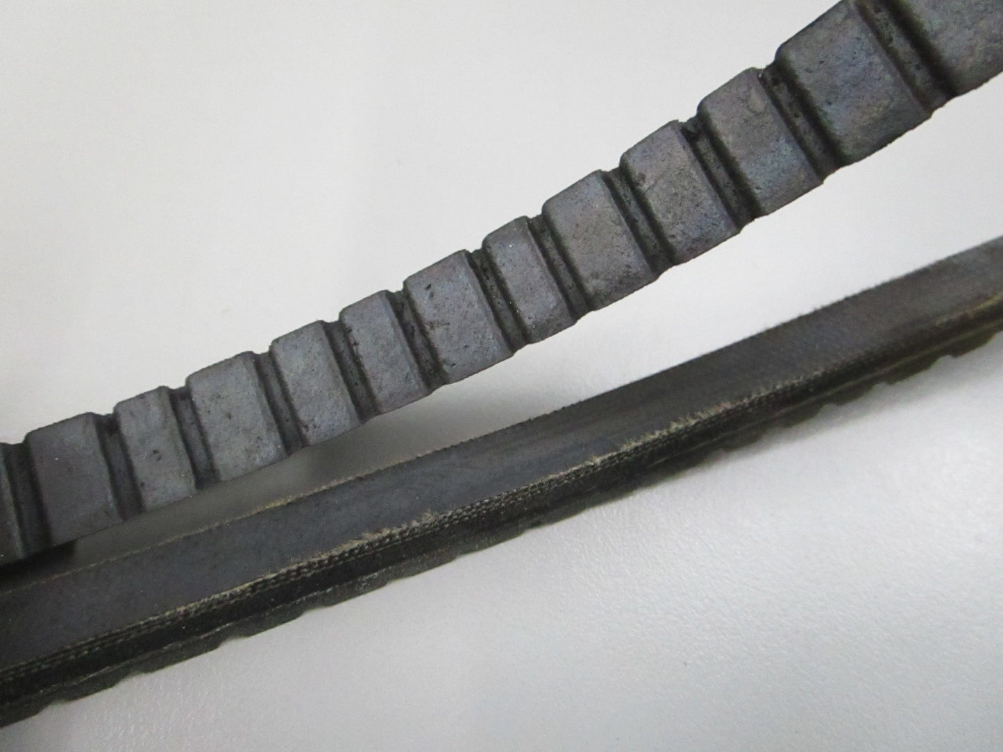 NEW 15345 Dayco Serpentine Belt 0810