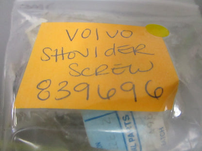 *NEW OEM* 0720 Volvo Penta Shoulder Screw 839696