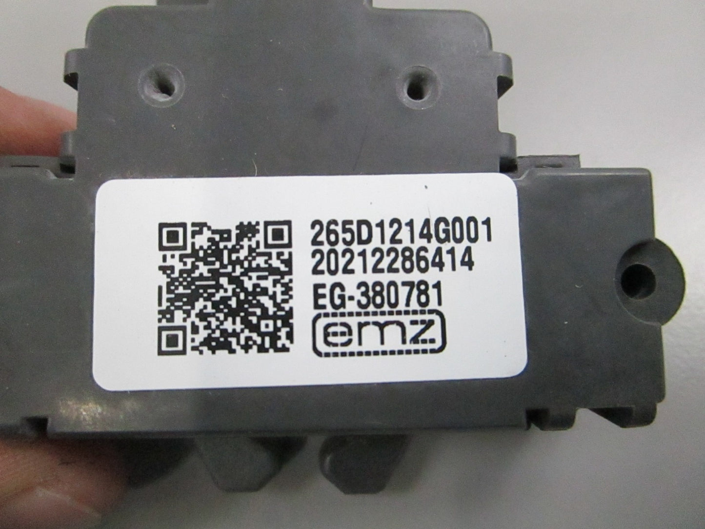 GE NEW OEM Dishwasher Door Latch Switch Assy WD21X10490 CDT GDF NOS 0810
