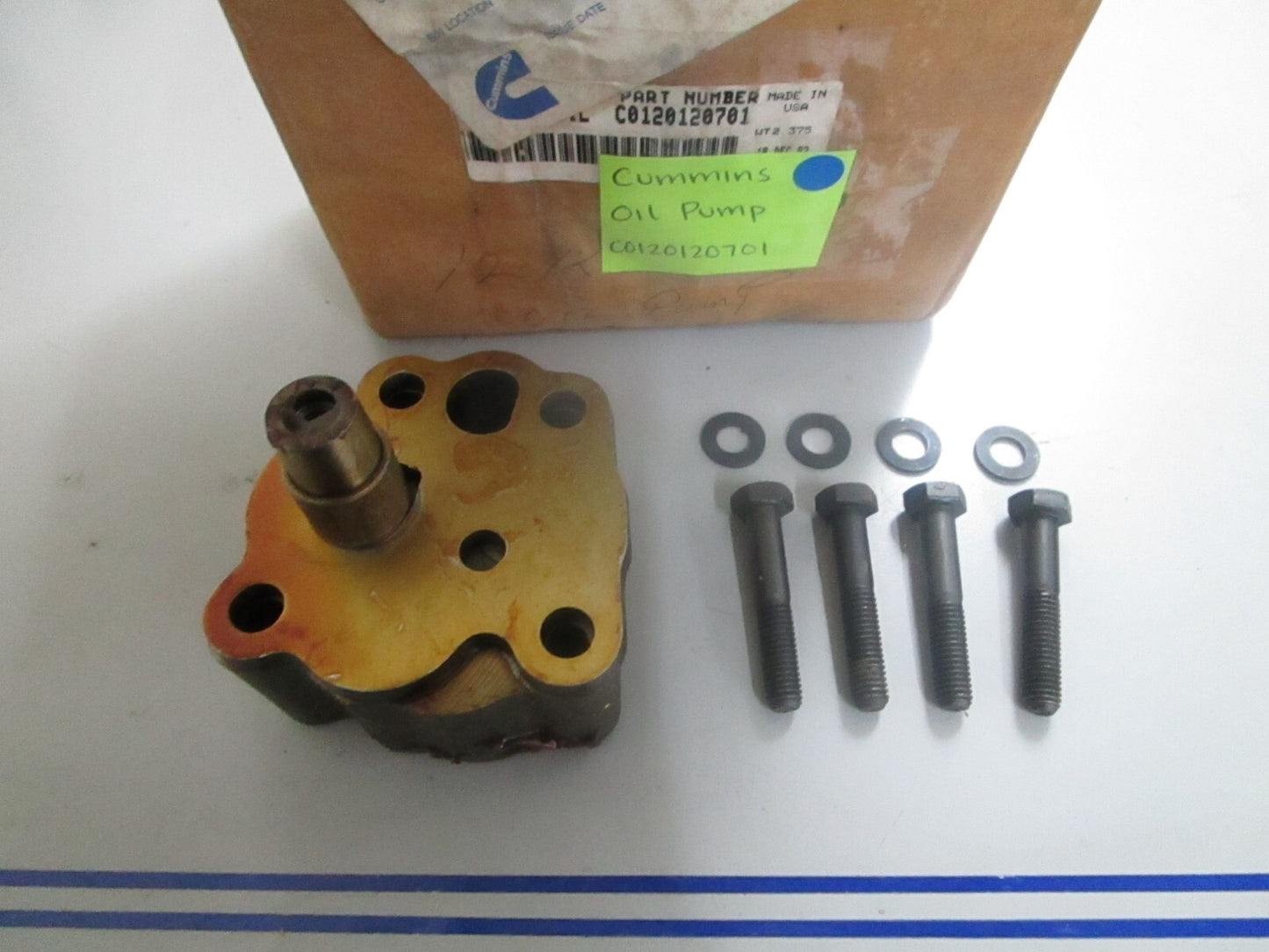 *NEW OEM* 0820 Cummins Oil Pump C0120120701