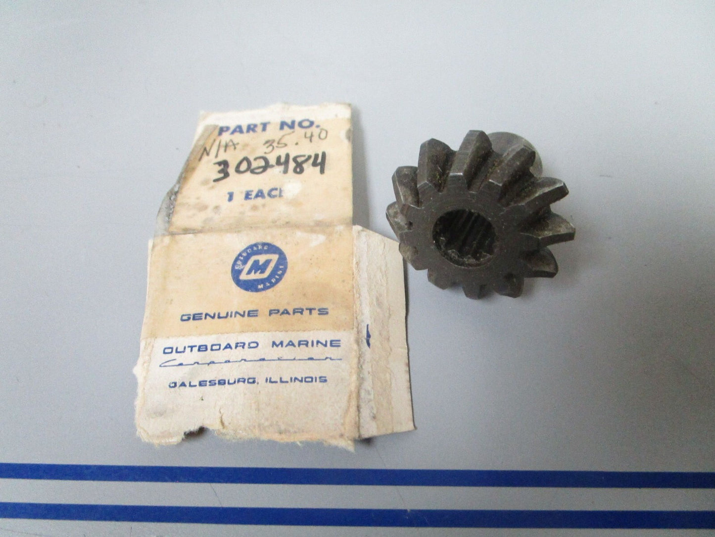 *NEW OEM* 0770 OMC Johnson Evinrude Pinion Gear 302484 0302484