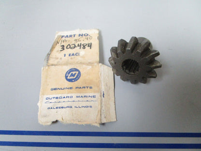 *NEW OEM* 0770 OMC Johnson Evinrude Pinion Gear 302484 0302484